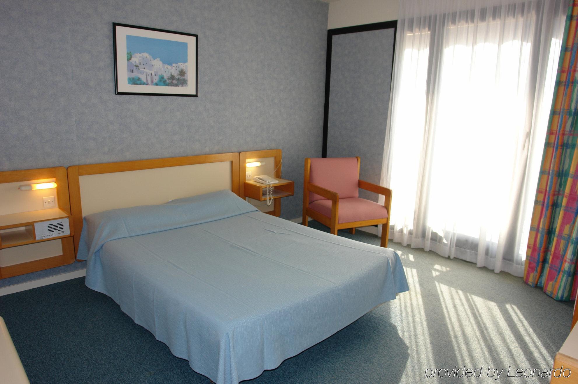 Brit Hotel Du Lac Saint-Paul-lès-Dax Szoba fotó